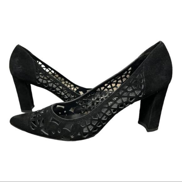 STUART WEITZMAN CutUpTown Black Laser Cut Suede Pumps | Heels Size 6 - Picture 1 of 16